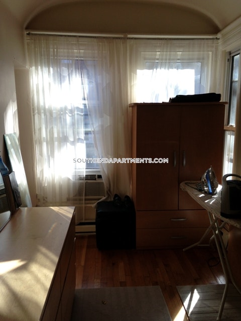 1 Bed 1 Bath - Boston - South End $2,400