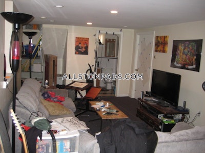 Allston 2 Bed 1 Bath BOSTON Boston - $2,500