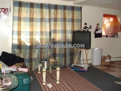 Allston/brighton Border 1 Bed 1 Bath BOSTON Boston - $2,100 No Fee