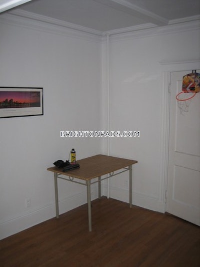 Brighton Apartment for rent 3 Bedrooms 1 Bath Boston - $4,400