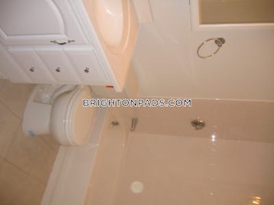 Brighton 3 Bed 2 Bath BOSTON Boston - $4,400