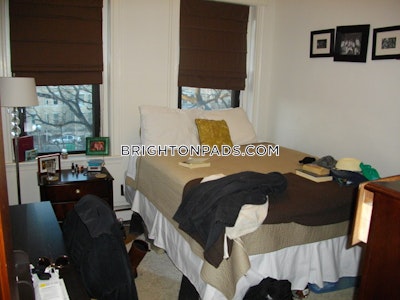Brighton 3 Beds 1 Bath Boston - $3,700 No Fee