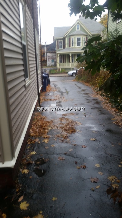 Dorchester/south Boston Border Apartment for rent 3 Bedrooms 1 Bath Boston - $3,300 No Fee