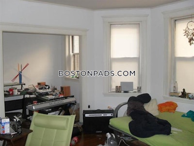Fenway/kenmore Back Bay Fens Studio Apartment 1- Boston Boston - $2,350 No Fee