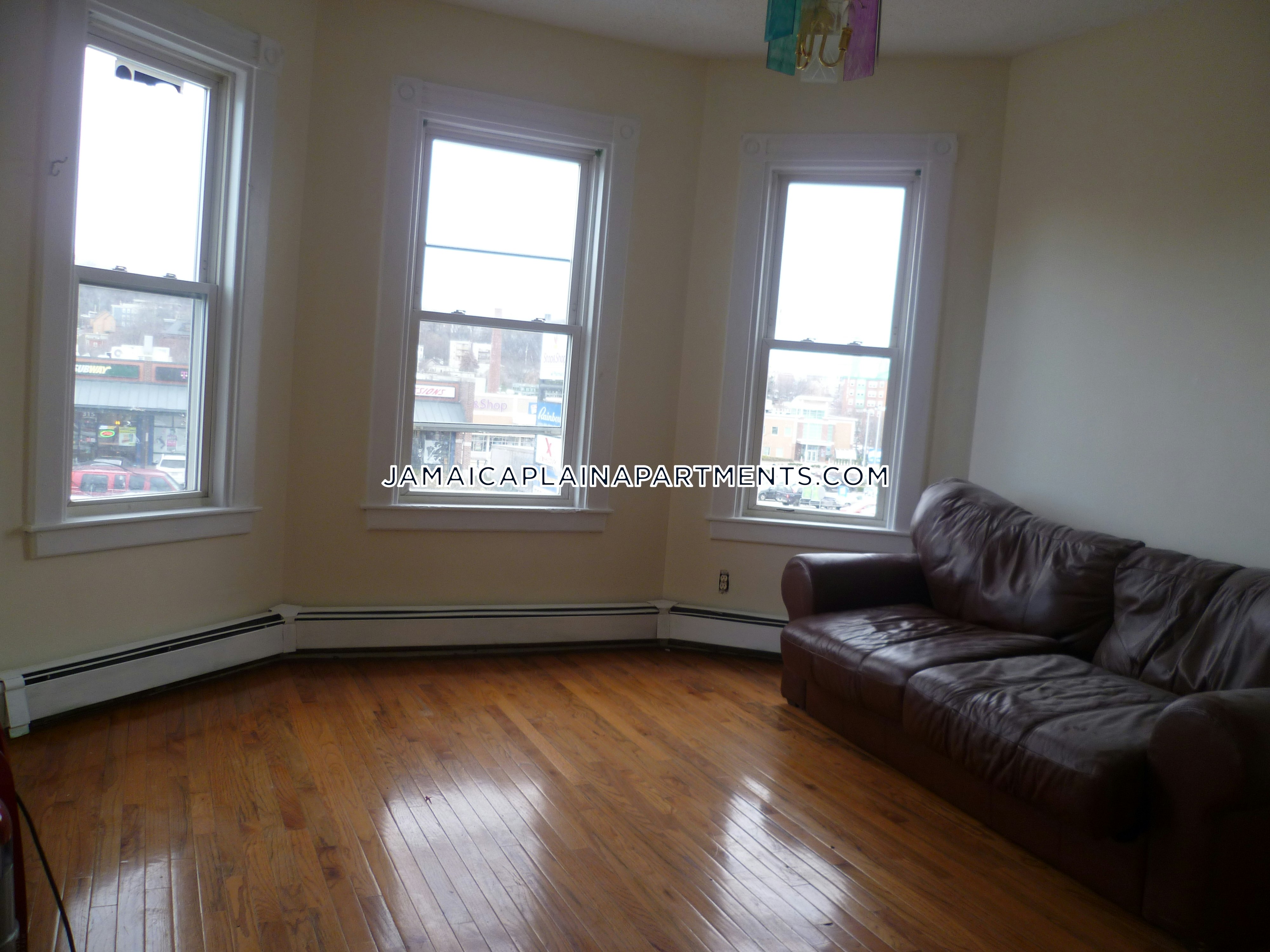 Jamaica Plain Apartment For Rent 3 Bedrooms 1 Bath Boston 3 000