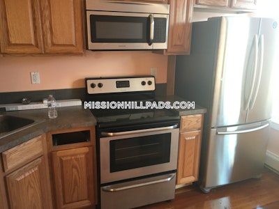 Mission Hill 4 Beds 1.5 Baths Boston - $6,400
