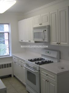 Brookline Apartment for rent 1 Bedroom 1 Bath  Coolidge Corner - $3,195 No Fee