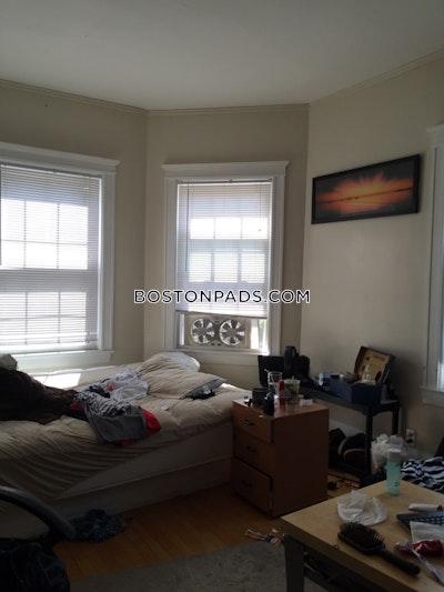 Cambridge 3 Beds 1 Bath  Central Square/cambridgeport - $3,950