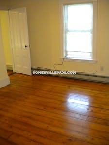 Somerville 2 Beds 1 Bath  West Somerville/ Teele Square - $3,500