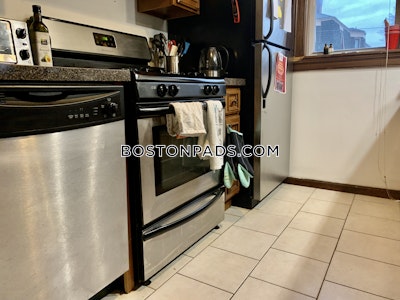 Jamaica Plain 3 Bed 1 Bath BOSTON Boston - $3,600 No Fee