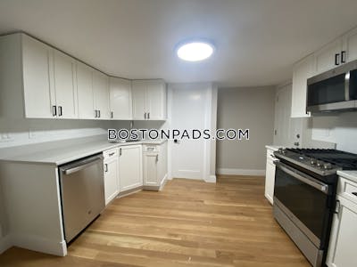 Roslindale 1 Bed 1 Bath BOSTON Boston - $2,250 No Fee