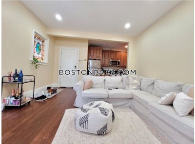 Mission Hill 4 Beds 2 Baths Boston - $6,995 50% Fee