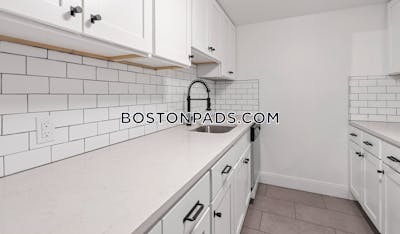North End 3 Beds No Bath Boston - $4,550