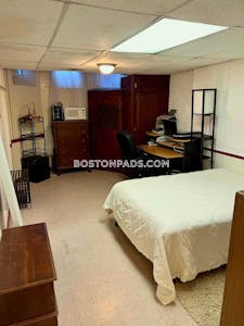 Back Bay 0 Bed 1 Bath BOSTON Boston - $2,300