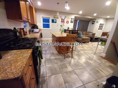 Allston 6 Beds 2 Baths Boston - $6,000