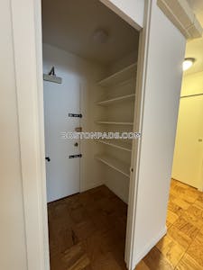 Brookline 3 Bed 2 Bath BROOKLINE- BOSTON UNIVERSITY $4,300  Boston University - $4,300