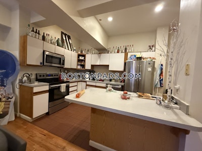 Fenway/kenmore 5 Beds 2 Baths Boston - $10,000