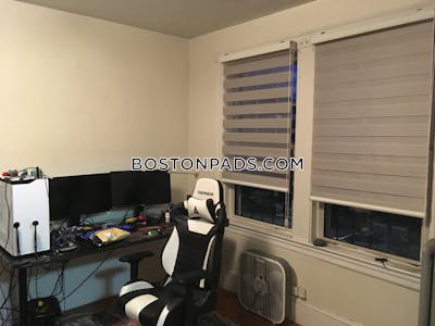 Somerville 1 Bed 1 Bath SOMERVILLE  Spring Hill - $2,400