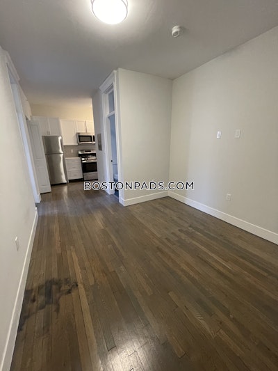 Fenway/kenmore 2 Bed 1 Bath BOSTON Boston - $3,950 No Fee