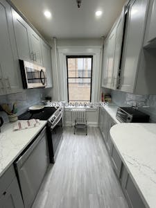 Brighton 3 Beds 1 Bath Boston - $4,200
