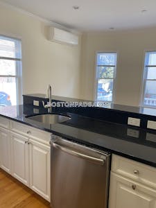Cambridge 2 Beds 1 Bath  Harvard Square - $4,195 No Fee
