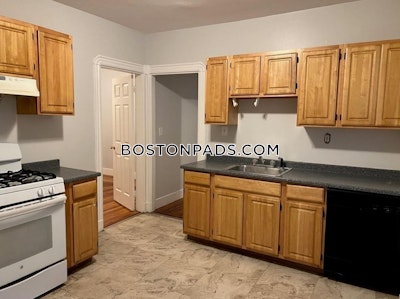 Dorchester 3 Beds 1 Bath Boston - $3,295
