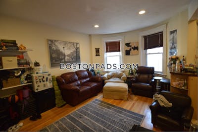 Brookline 3 Beds 2 Baths  Coolidge Corner - $4,550 No Fee