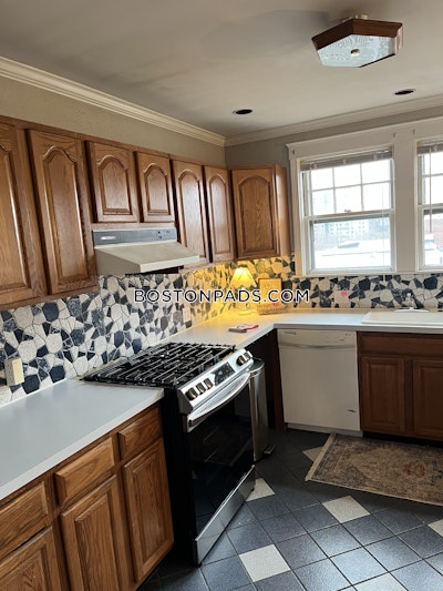 Brookline 3 Beds 1 Bath Brookline  Washington Square - $4,500