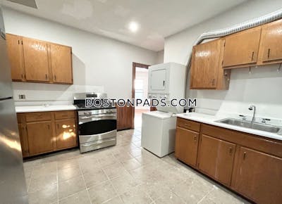 Dorchester 3 Beds 1 Bath Boston - $3,600