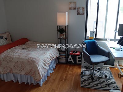 Cambridge 3 Beds 2 Baths  Porter Square - $3,700