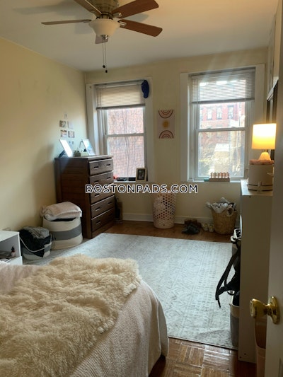 Beacon Hill 2 Bed, 1 Bath Unit Boston - $3,490