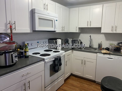Malden 1 Bed, 1 Bath Unit - $2,200