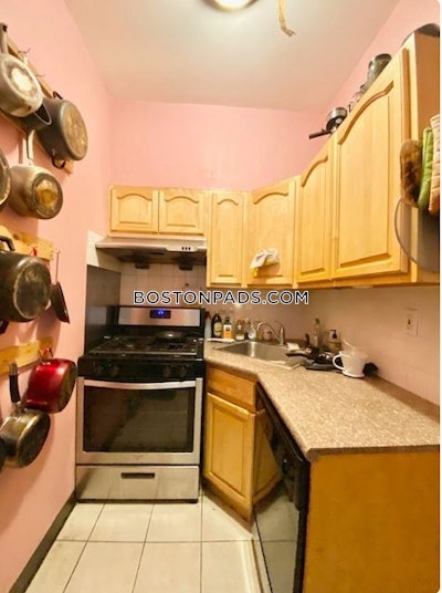 Fort Hill Large 4 Bedroom 2 Full Bathrooms Apartment for Rent 9/1 Boston - $4,400