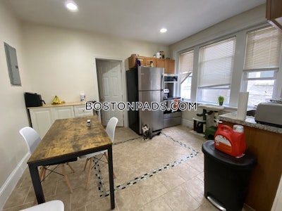 Allston/brighton Border 2 Beds 1 Bath Boston - $2,795