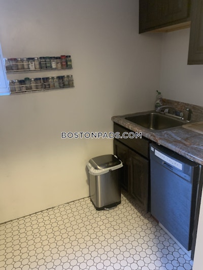 Fenway/kenmore 1 Bed 1 Bath Boston - $3,100 No Fee