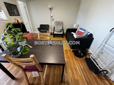 Somerville 2 Bed 1 Bath SOMERVILLE  Davis Square - $3,385