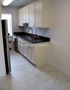 Brookline Sunny 2 bed, 1 bath available now on Saint Paul St in Brookline  Coolidge Corner - $3,890 No Fee