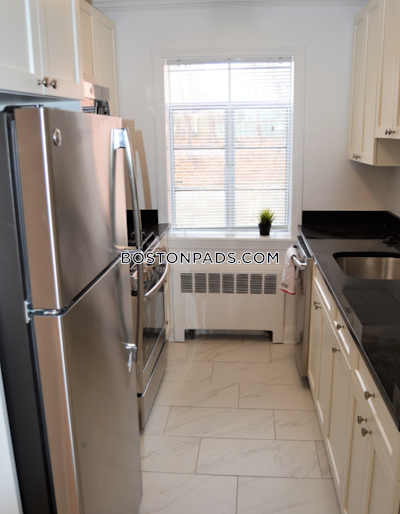 Brookline 2 Bed 1 Bath BROOKLINE- COOLIDGE CORNER $3,890  Coolidge Corner - $3,835 No Fee