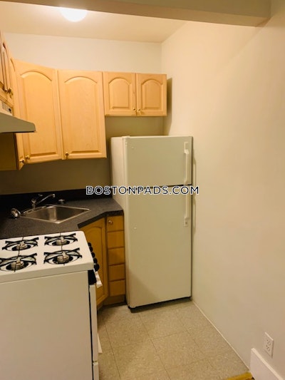 Northeastern/symphony Studio 1 Bath Boston - $2,350