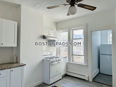 Cambridge Spacious 3 Bed Split on Jefferson Street  East Cambridge - $3,600