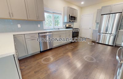 Medford 5 Beds 5.5 Baths  Wellington - $5,995
