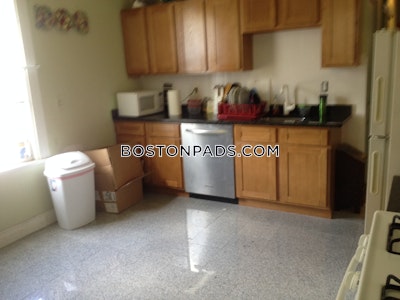Fort Hill 3 Beds 1 Bath Boston - $3,800