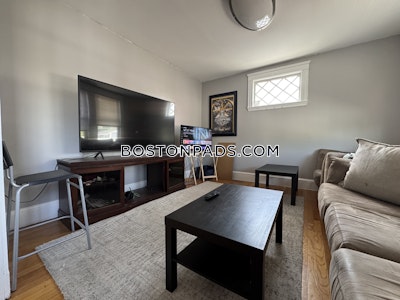 Brighton 3 Beds 2 Baths Boston - $3,600