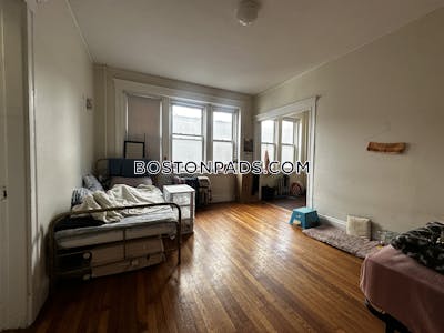 Fenway/kenmore 1 Bed 1 Bath BOSTON Boston - $2,750 No Fee
