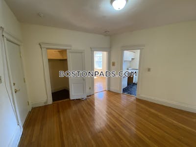 Fenway/kenmore 2 Bed 1 Bath BOSTON Boston - $3,700 No Fee