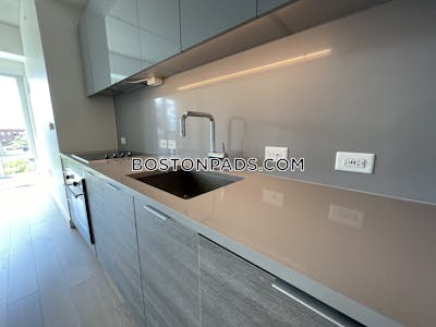 South End 2 Beds 1 Bath Boston - $4,160