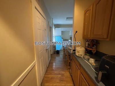 Allston 4 Beds 2 Baths Boston - $4,400