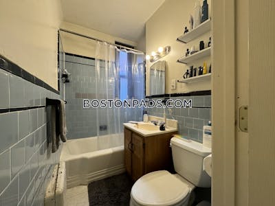 Back Bay 1 Bed 1 Bath Boston - $2,450 No Fee
