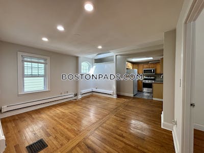 Somerville Bright and Cozy 2-Bedroom Somerville Apartment  East Somerville - $3,000