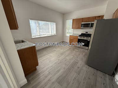Framingham 3 Beds 1 Bath - $2,600 No Fee